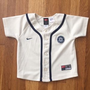 Mariners jersey